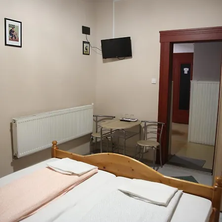 Deja Vu Szallas & Rendezveny Кемпинг