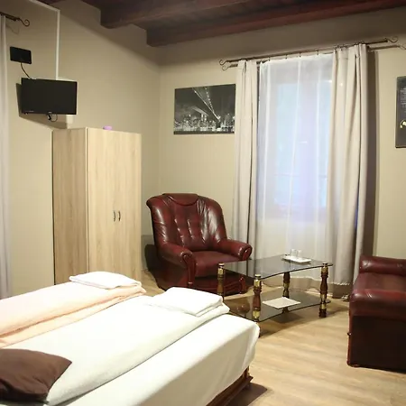 Deja Vu Szallas & Rendezveny Кемпинг *