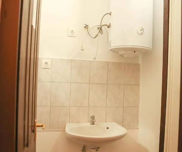 Deja Vu Szallas & Rendezveny Campsite *