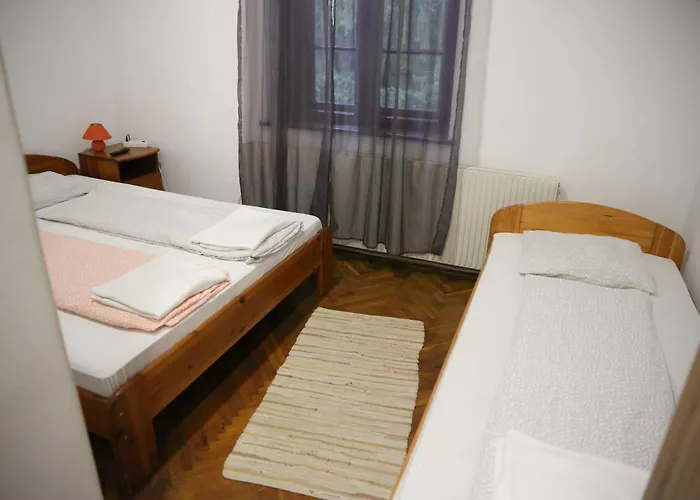 Deja Vu Szallas & Rendezveny Campsite