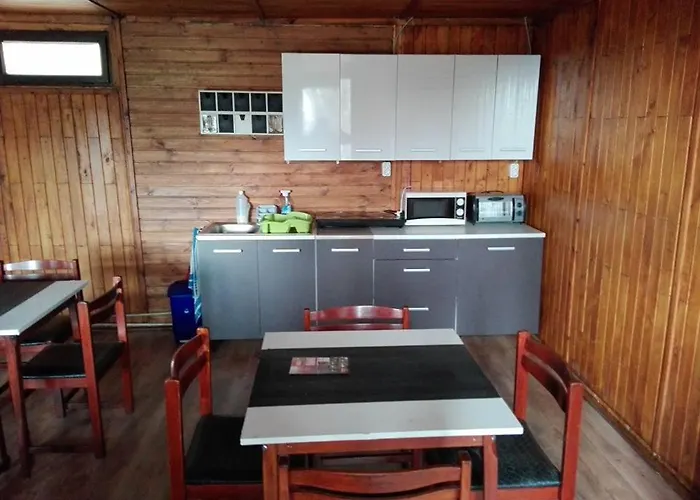 Campsite Deja Vu Szallas & Rendezveny *