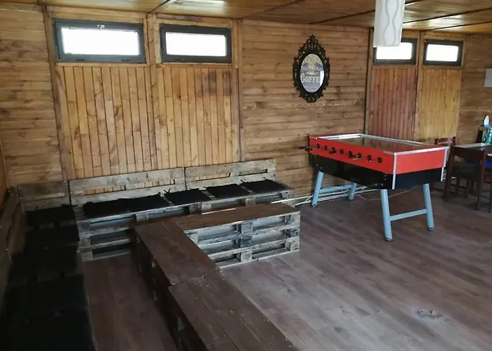 Deja Vu Szallas & Rendezveny Campsite *