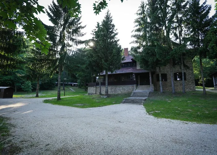 Campsite Deja Vu Szallas & Rendezveny Zirc