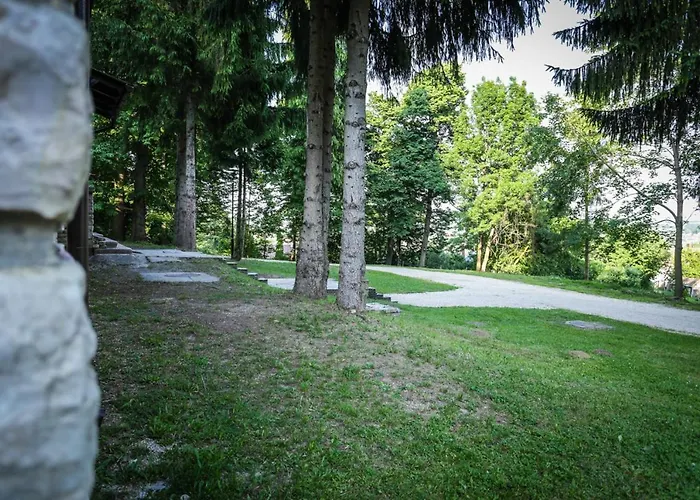 Campsite Deja Vu Szallas & Rendezveny Zirc