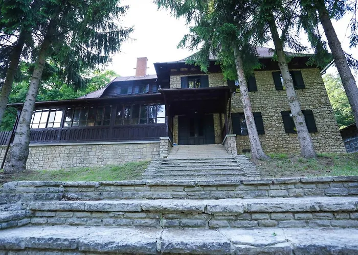 Deja Vu Szallas & Rendezveny Campsite *